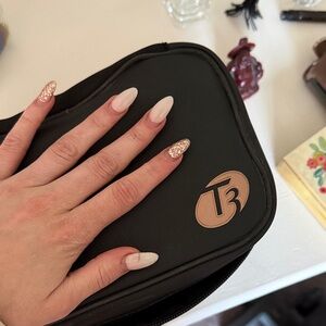 T3 Heat Hot Roller Set & Case